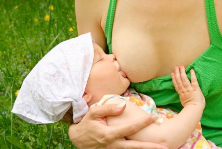 Θηλασμός προστατεύει από τα καρδιαγγειακά προβλήματα